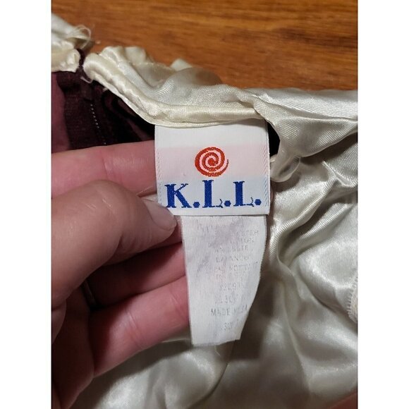 Vintage K.l.l Size 7  Red Velvet  Lace Bib Drop Waist‎ - Picture 3 of 4